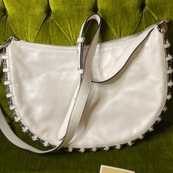 Michael Kors White Leather Piper Large Shoulder Bag - Picture 5 of 8
